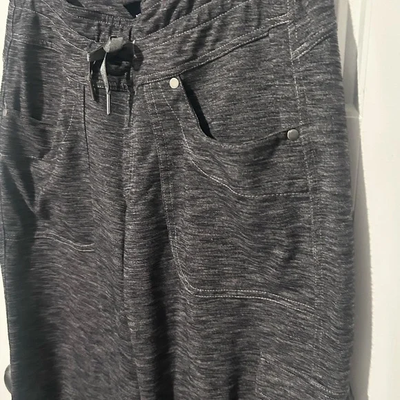 Kuhl Mova Cargo Wide Leg Size 4 - Picture 3 of 7